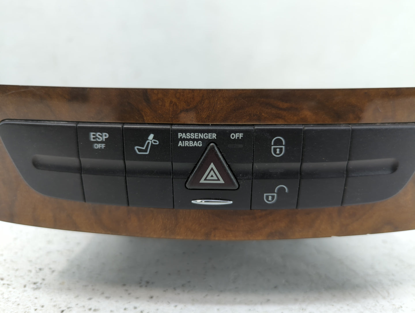 2003-2009 Mercedes-Benz E320 Master Power Window Switch Replacement Driver Side Left Fits Fits 2003 2004 2005 2006 2007 2008 2009 OEM Used Auto Parts - Oemusedautoparts1.com