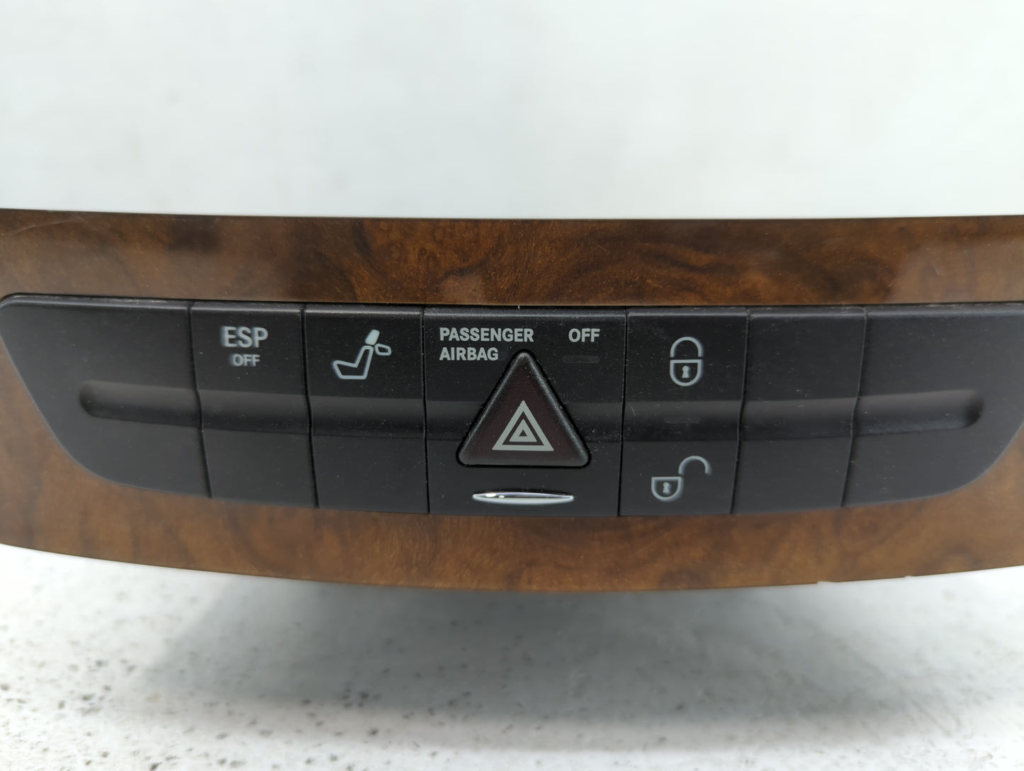 2003-2009 Mercedes-Benz E320 Master Power Window Switch Replacement Driver Side Left Fits Fits 2003 2004 2005 2006 2007 2008 2009 OEM Used Auto Parts - Oemusedautoparts1.com