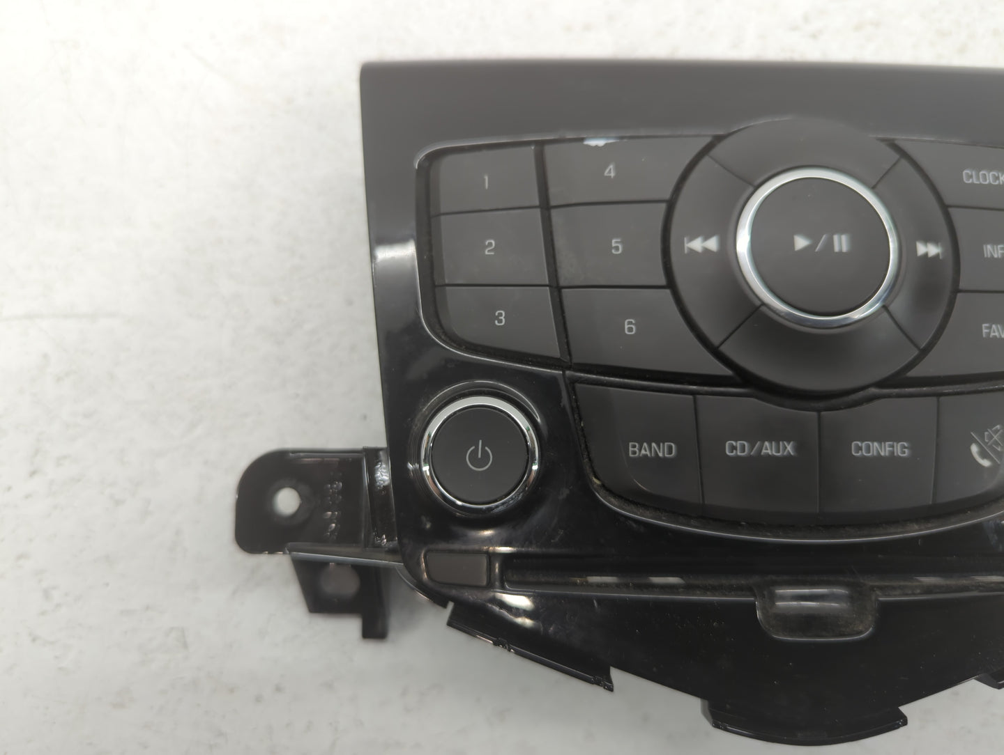 2013-2016 Chevrolet Cruze Radio Control Panel - Oemusedautoparts1.com