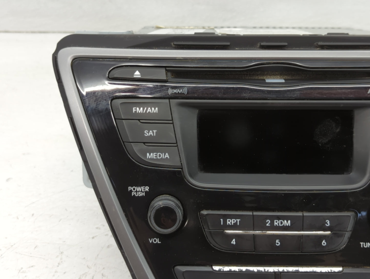 2014-2016 Hyundai Elantra Radio AM FM Cd Player Receiver Replacement P/N:96170-3X156 Fits Fits 2014 2015 2016 OEM Used Auto Parts - Oemusedautoparts1.com