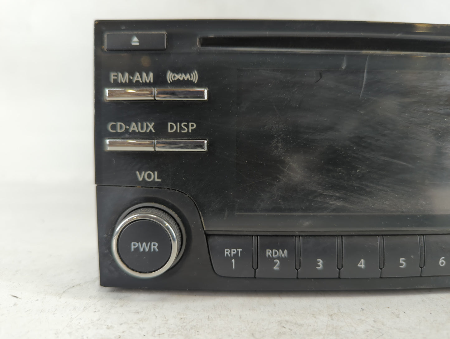 2012-2015 Nissan Rogue Radio AM FM Cd Player Receiver Replacement P/N:28185 1VX2A Fits Fits 2012 2013 2014 2015 OEM Used Auto Parts - Oemusedautoparts1.com