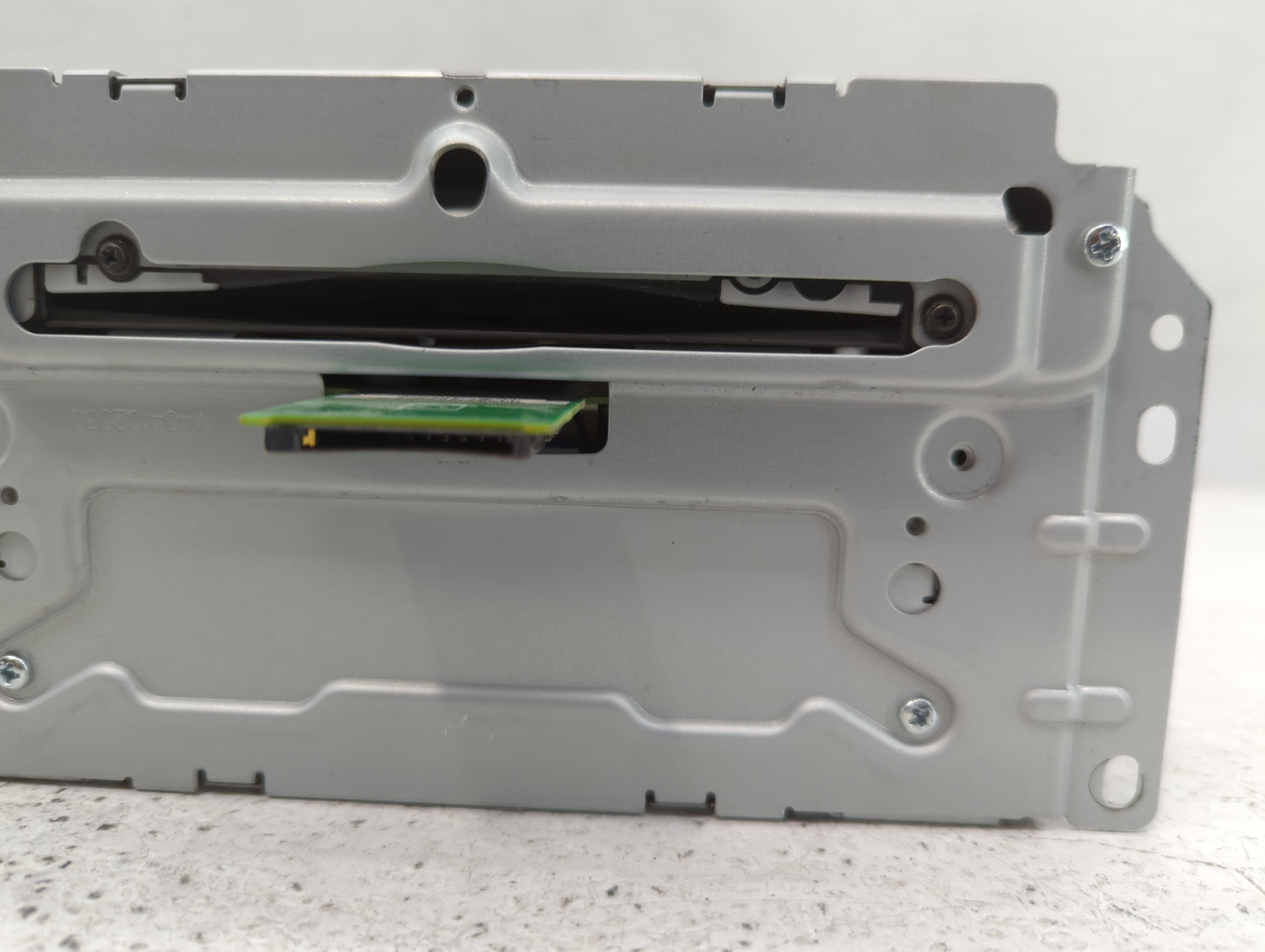 2011 Chrysler 300 Radio AM FM Cd Player Receiver Replacement P/N:P05064542AN Fits OEM Used Auto Parts - Oemusedautoparts1.com