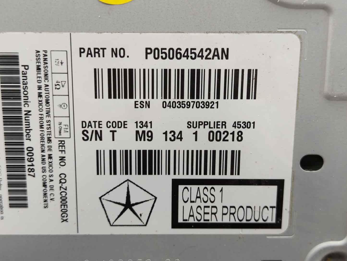 2011 Chrysler 300 Radio AM FM Cd Player Receiver Replacement P/N:P05064542AN Fits OEM Used Auto Parts - Oemusedautoparts1.com