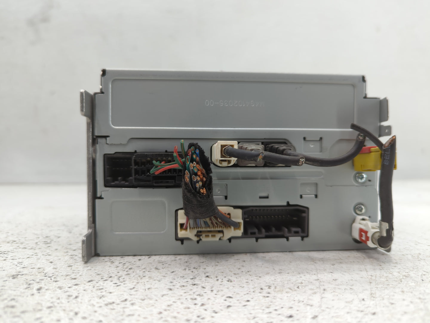 2011 Chrysler 300 Radio AM FM Cd Player Receiver Replacement P/N:P05064542AN Fits OEM Used Auto Parts - Oemusedautoparts1.com