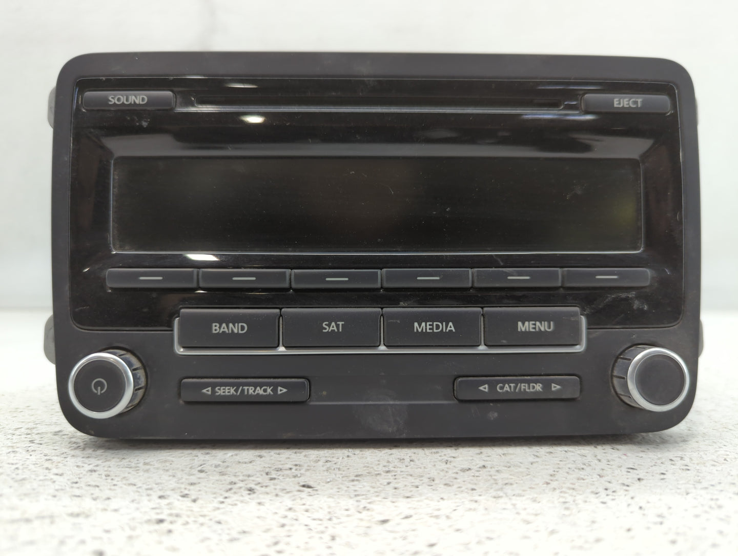 2012-2015 Volkswagen Passat Radio AM FM Cd Player Receiver Replacement P/N:1K0 035 164 F Fits Fits 2011 2012 2013 2014 2015 2016 OEM Used Auto Parts - Oemusedautoparts1.com