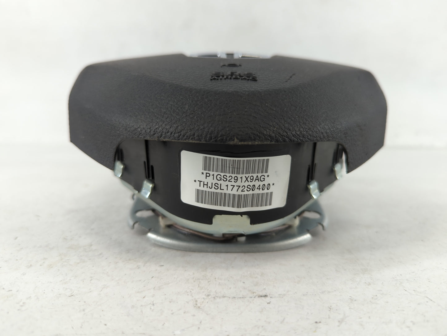 2013 Dodge Durango Air Bag Driver Left Steering Wheel Mounted P/N:BAM PT1-1031 ADPS 4C2 26N 3X BLM Fits OEM Used Auto Parts - Oemusedautoparts1.com
