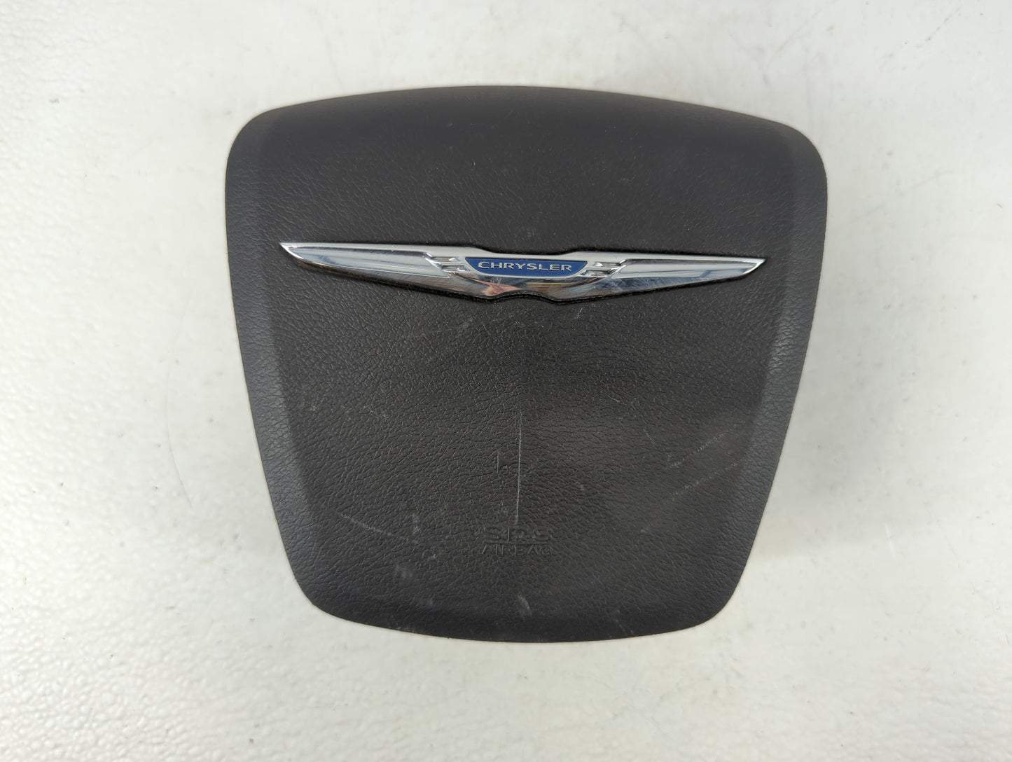 2011-2014 Chrysler 300 Air Bag Driver Left Steering Wheel Mounted P/N:UDVB5281859 BAM-PT1-1722 Fits Fits 2011 2012 2013 2014 OEM Used Auto Parts - Oemusedautoparts1.com