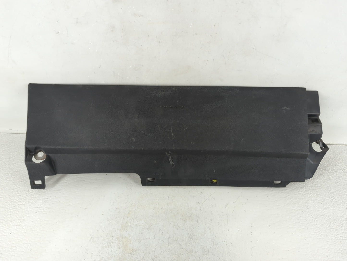 2013-2018 Toyota Avalon Air Bag Passenger Right Dashboard OEM P/N:502682913M1R Fits Fits 2013 2014 2015 2016 2017 2018 OEM Used Auto Parts - Oemusedautoparts1.com