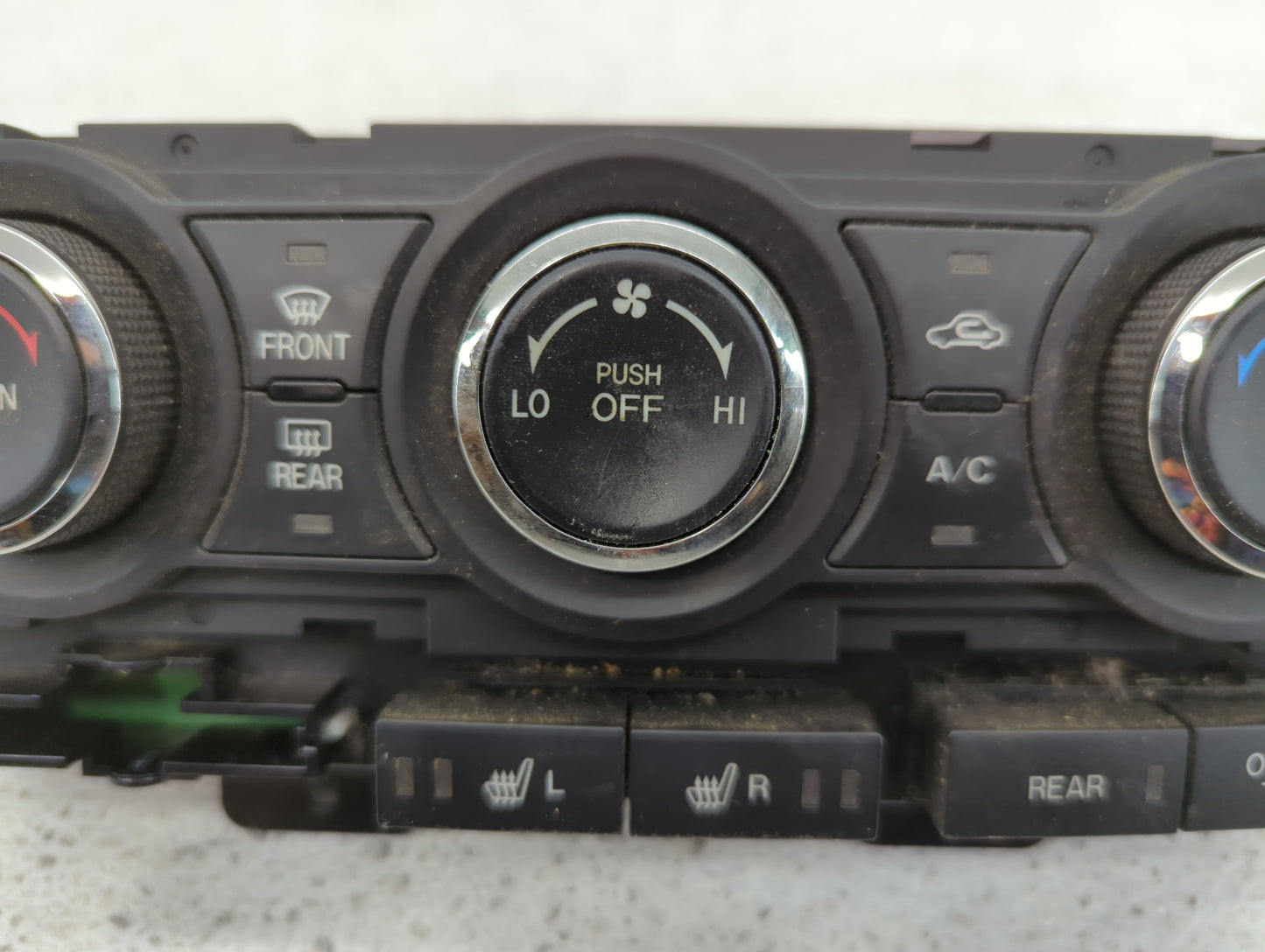 2010-2015 Mazda Cx-9 Climate Control Module Temperature AC/Heater Replacement P/N:TE70-61-190 Fits OEM Used Auto Parts - Oemusedautoparts1.com