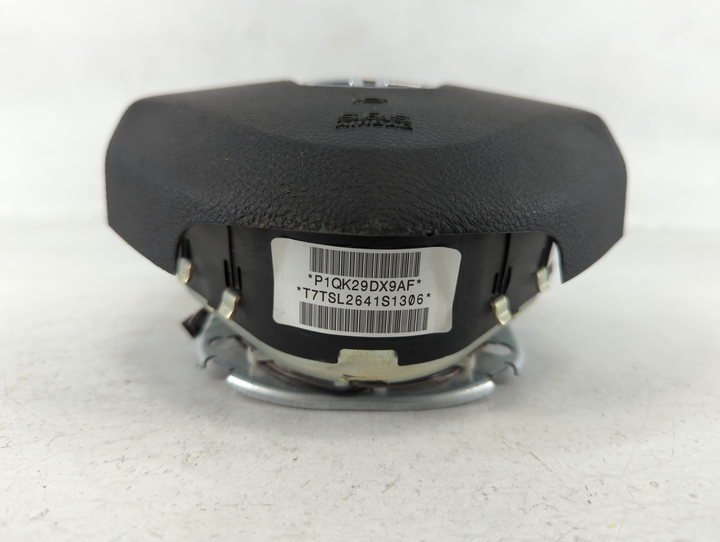 2012 Dodge Grand Caravan Air Bag Driver Left Steering Wheel Mounted P/N:4JE 19M 3F BVK Fits Fits 2011 OEM Used Auto Parts - Oemusedautoparts1.com