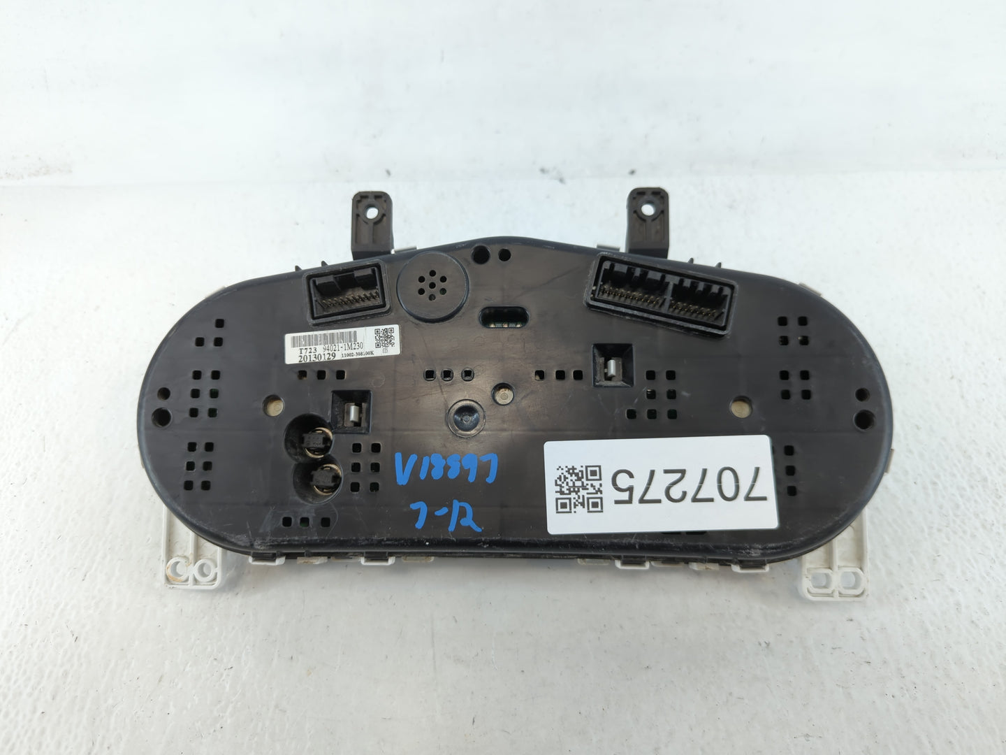 2011-2013 Kia Forte Instrument Cluster Speedometer Gauges P/N:94021-1M230 Fits Fits 2011 2012 2013 OEM Used Auto Parts - Oemusedautoparts1.com