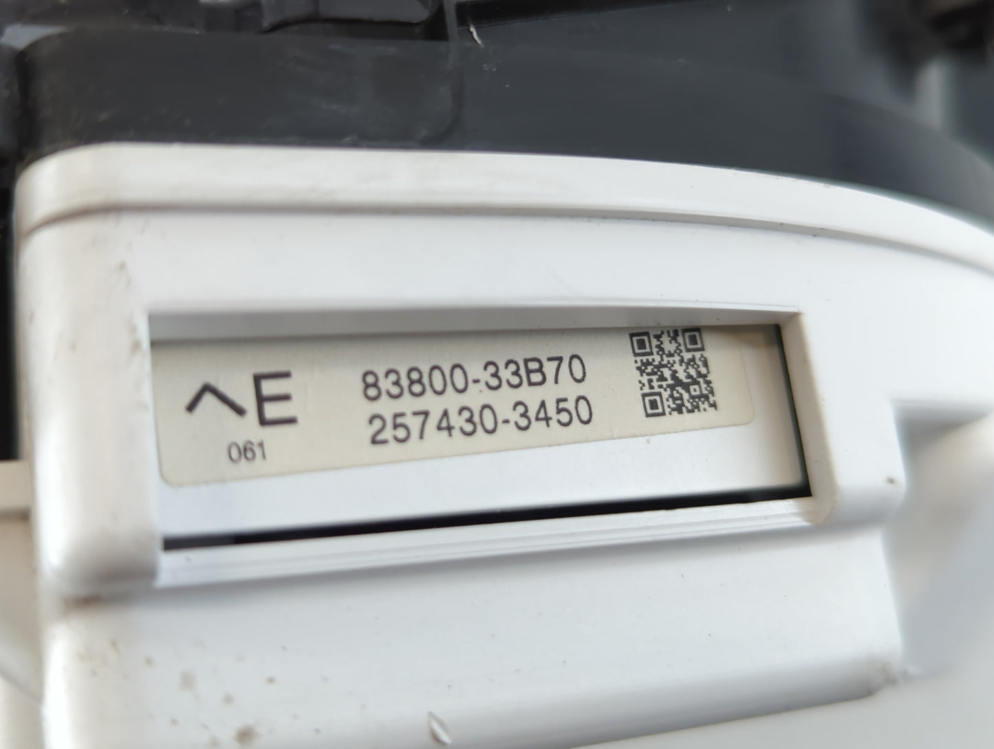 2007 Mercedes-Benz S350 Instrument Cluster Speedometer Gauges P/N:E 83800-33B70 Fits Fits 2008 OEM Used Auto Parts - Oemusedautoparts1.com