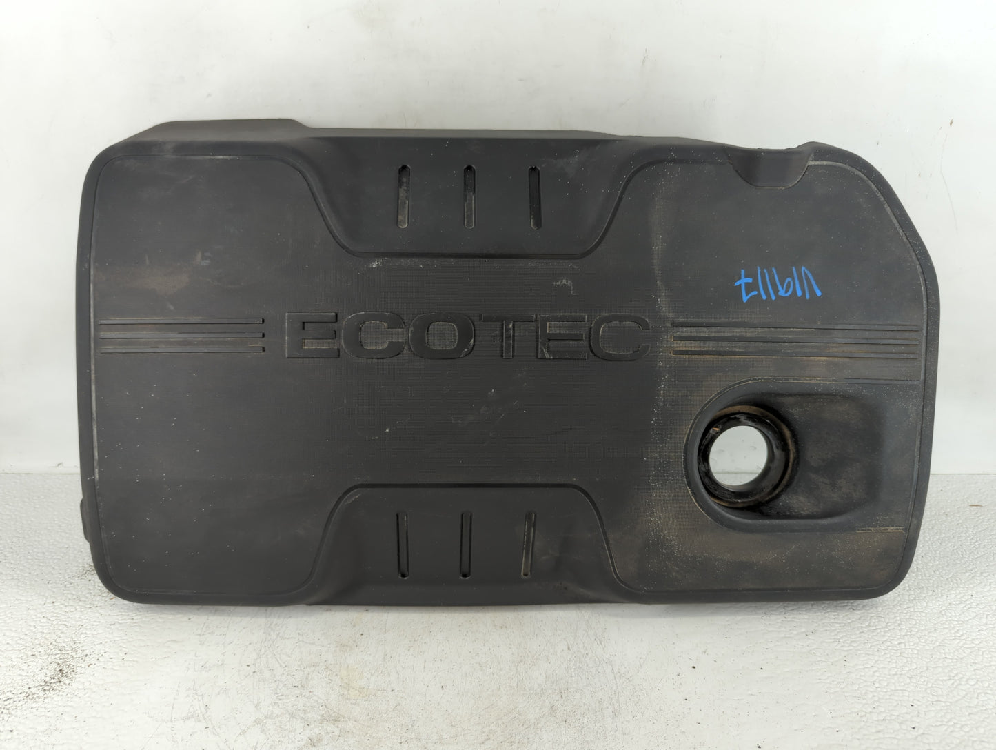 2012 Chevrolet Equinox Engine Cover - Oemusedautoparts1.com