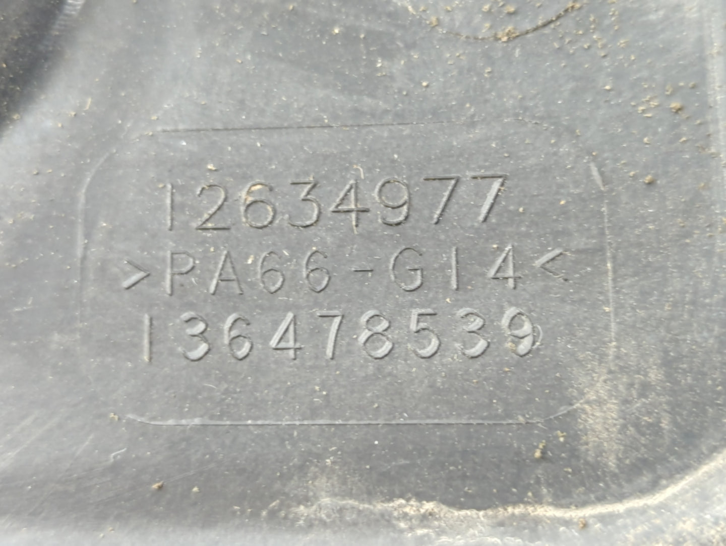 2012 Chevrolet Equinox Engine Cover - Oemusedautoparts1.com