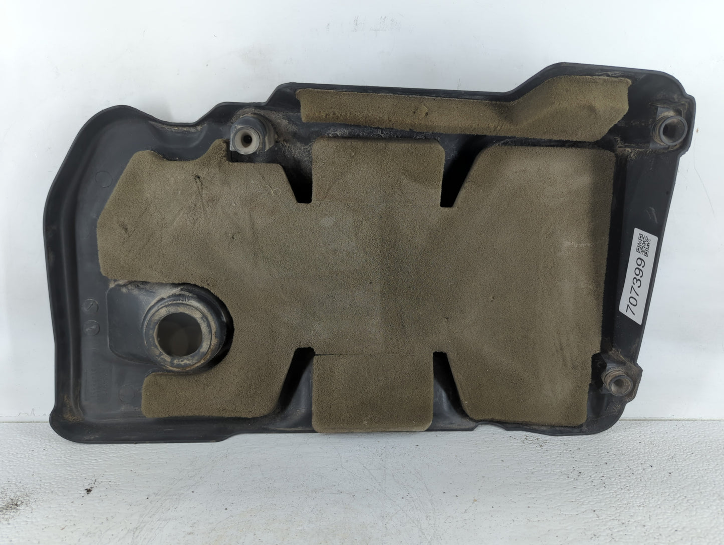 2012 Chevrolet Equinox Engine Cover - Oemusedautoparts1.com