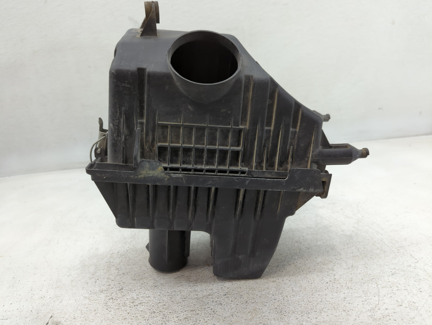 2008-2008 Ford Escape Air Cleaner Intake-duct Hose Tube - Oemusedautoparts1.com