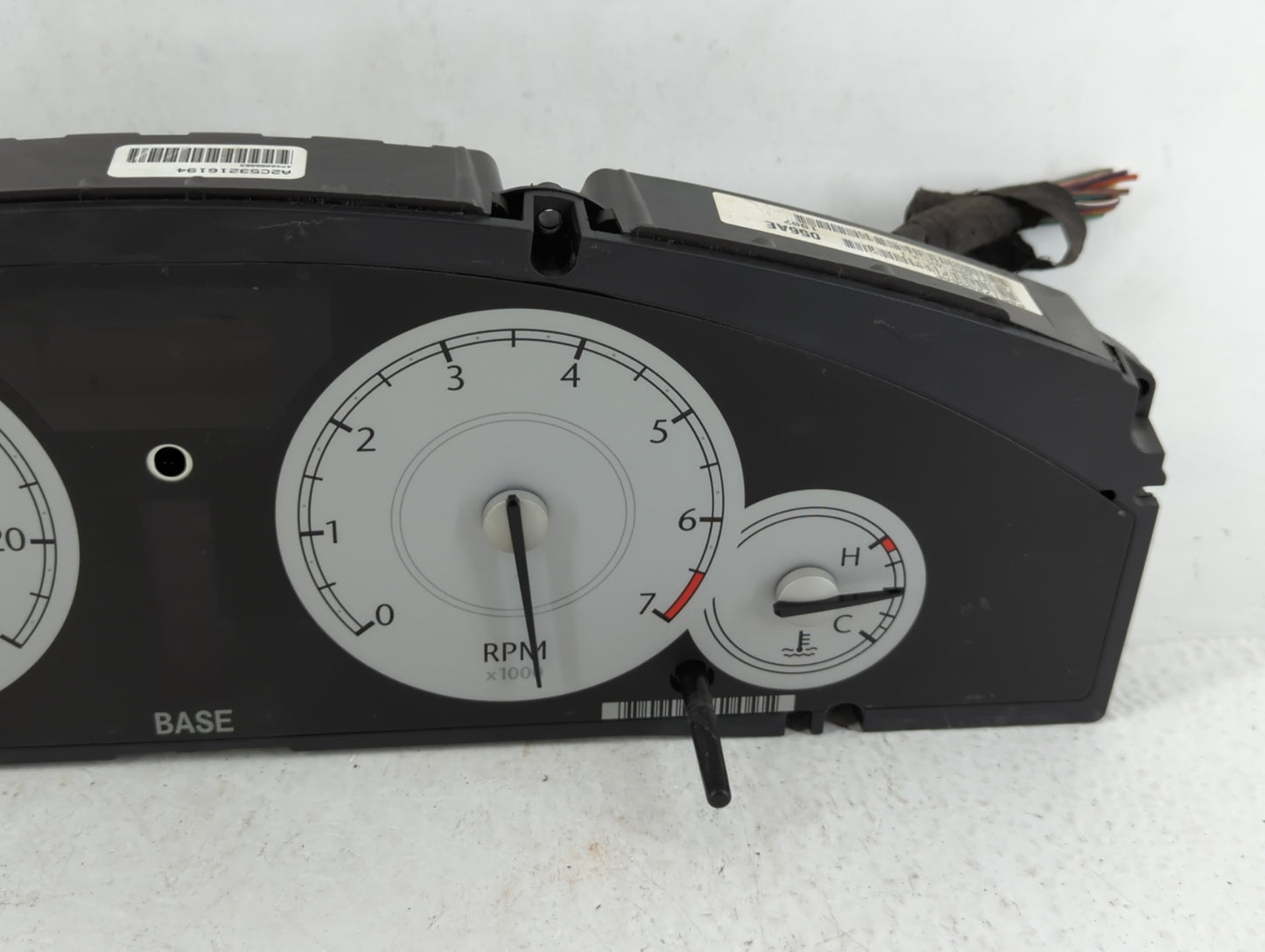 2007 Chrysler 300 Instrument Cluster Speedometer Gauges P/N:P05172056AE Fits OEM Used Auto Parts - Oemusedautoparts1.com