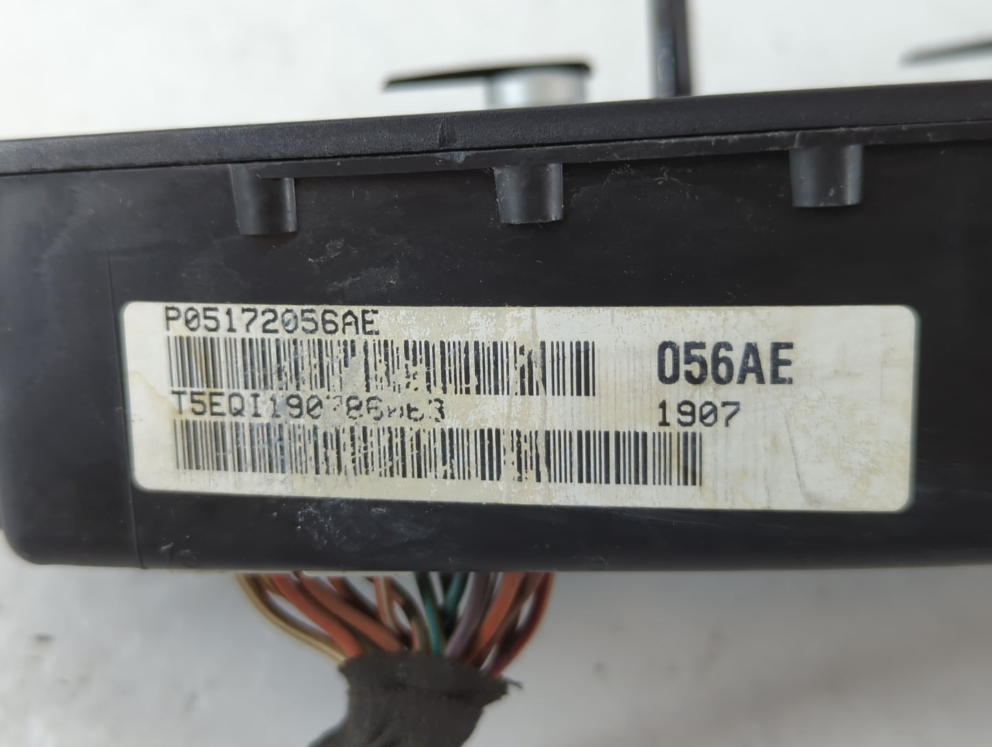 2007 Chrysler 300 Instrument Cluster Speedometer Gauges P/N:P05172056AE Fits OEM Used Auto Parts - Oemusedautoparts1.com