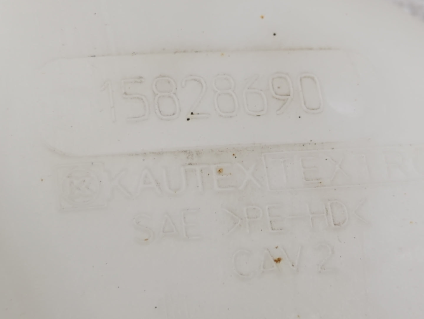 2005-2010 Chevrolet Cobalt Windshield Washer Fluid Reservoir Bottle Oem - Oemusedautoparts1.com