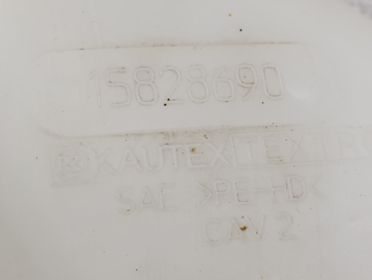 2005-2010 Chevrolet Cobalt Windshield Washer Fluid Reservoir Bottle Oem - Oemusedautoparts1.com