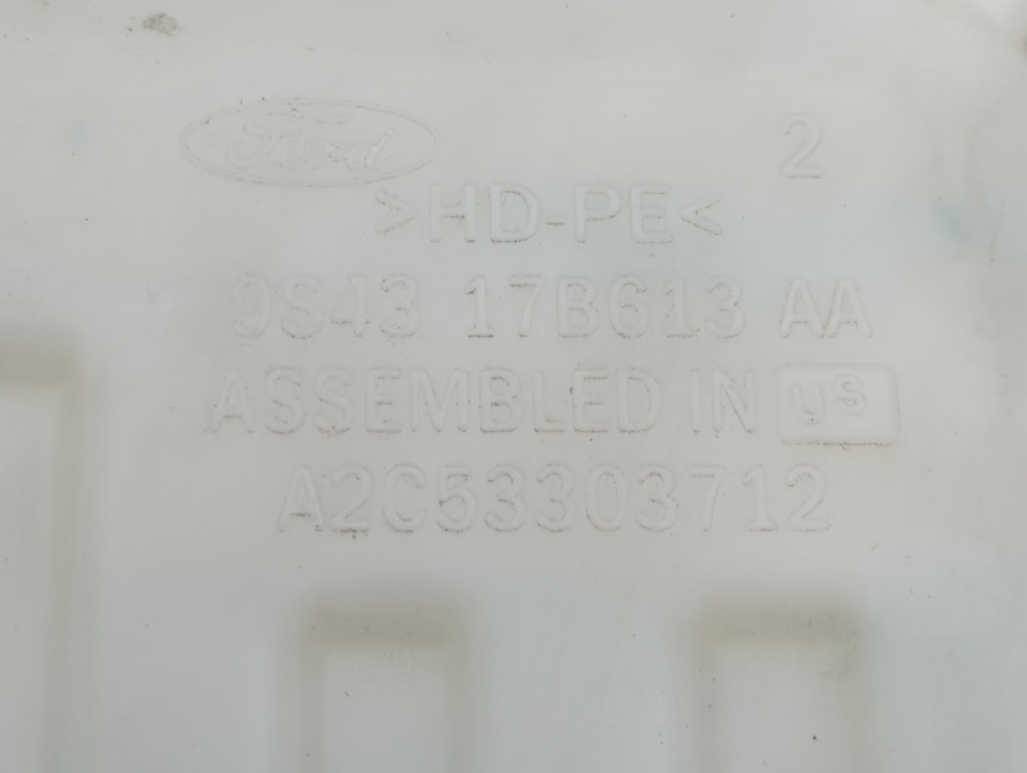 2008-2011 Ford Focus Windshield Washer Fluid Reservoir Bottle Oem - Oemusedautoparts1.com