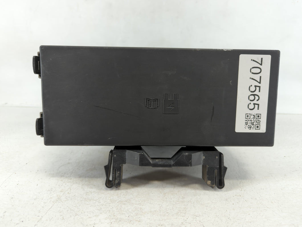 2012-2014 Ford Edge Fusebox Fuse Box Panel Relay Module P/N:CT4T-14290-LH Fits Fits 2012 2013 2014 OEM Used Auto Parts