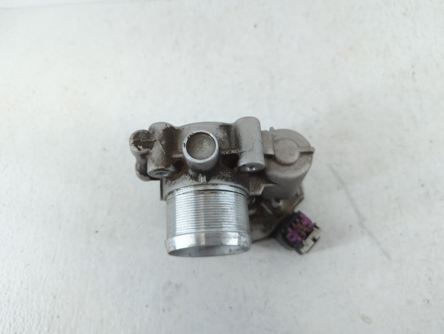 2011-2016 Chevrolet Cruze Throttle Body P/N:0 280 750 581 55581662 Fits OEM Used Auto Parts - Oemusedautoparts1.com