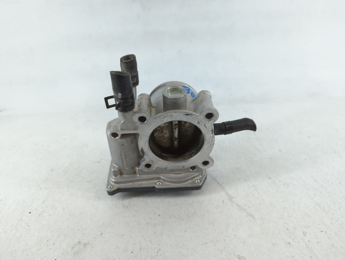 2012-2019 Kia Soul Throttle Body P/N:5302 3R28 35100-2B300 Fits Fits 2012 2013 2014 2015 2016 2017 2018 2019 OEM Used Auto Parts - Oemusedautoparts1.com