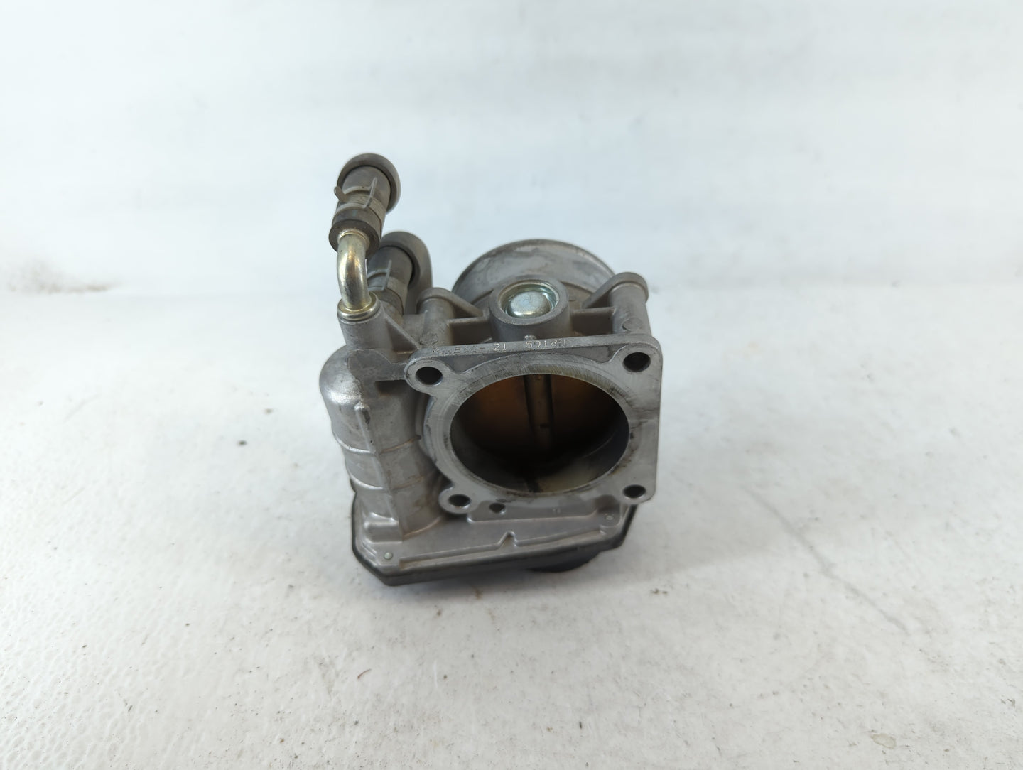 2008-2013 Infiniti G37 Throttle Body P/N:5916H RME60-21 Fits OEM Used Auto Parts - Oemusedautoparts1.com