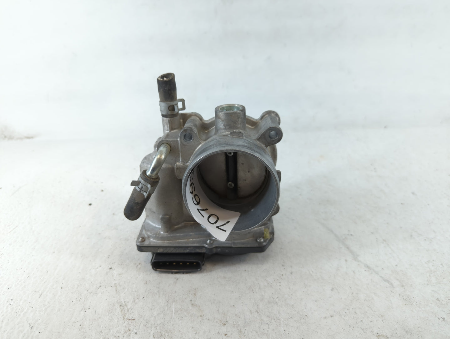 2013-2015 Subaru Xv Throttle Body P/N:16112AA380 Fits Fits 2011 2012 2013 2014 2015 2016 2017 2018 OEM Used Auto Parts - Oemusedautoparts1.com