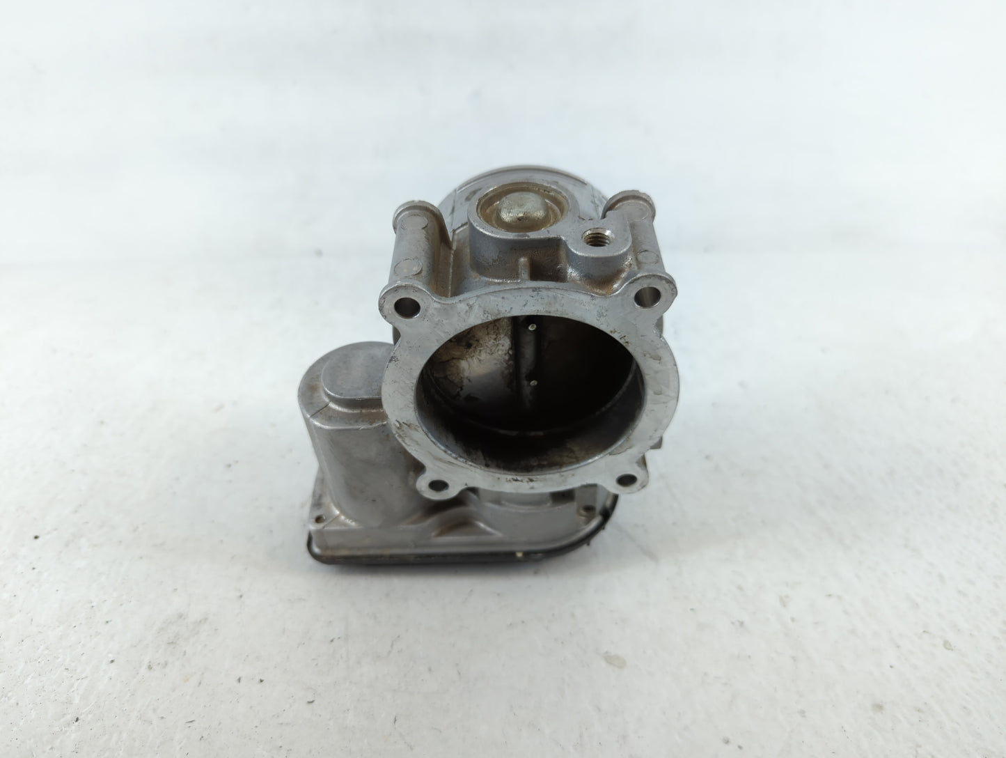2013-2019 Ford Flex Throttle Body P/N:121004000292 AT4E-ED Fits Fits 2011 2012 2013 2014 2015 2016 2017 2018 2019 OEM Used Auto Parts - Oemusedautoparts1.com