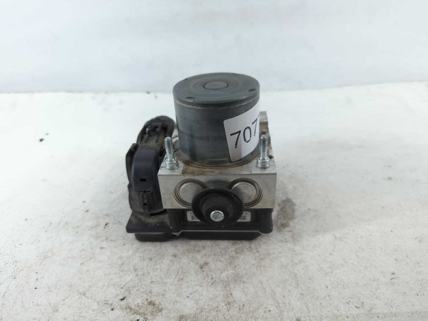 2012-2017 Fiat 500 ABS Pump Control Module Replacement P/N:6807325A 0 265 252 587 AA Fits Fits 2012 2013 2014 2015 2016 2017 OEM Used Auto Parts - Oemusedautoparts1.com