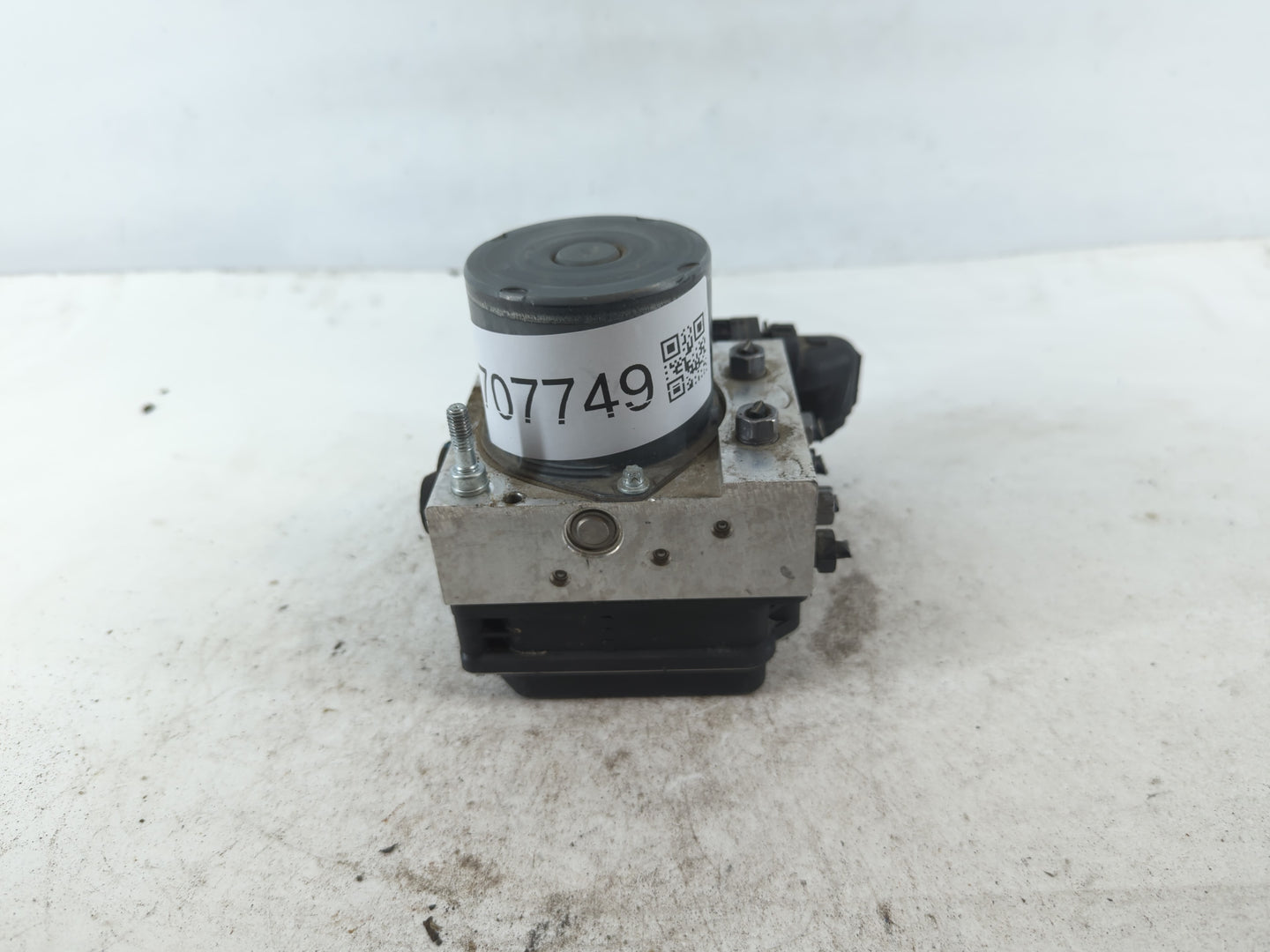 2012-2017 Fiat 500 ABS Pump Control Module Replacement P/N:6807325A 0 265 252 587 AA Fits Fits 2012 2013 2014 2015 2016 2017 OEM Used Auto Parts - Oemusedautoparts1.com