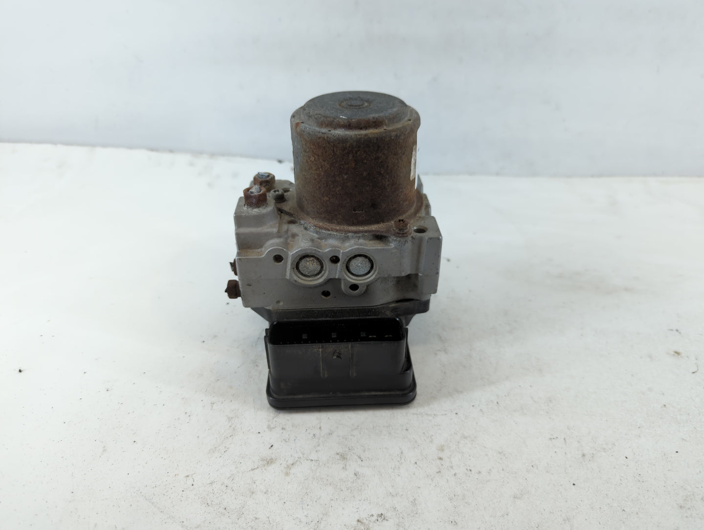 2006-2007 Honda Accord ABS Pump Control Module Replacement P/N:H08D2 7290 Fits Fits 2006 2007 OEM Used Auto Parts - Oemusedautoparts1.com