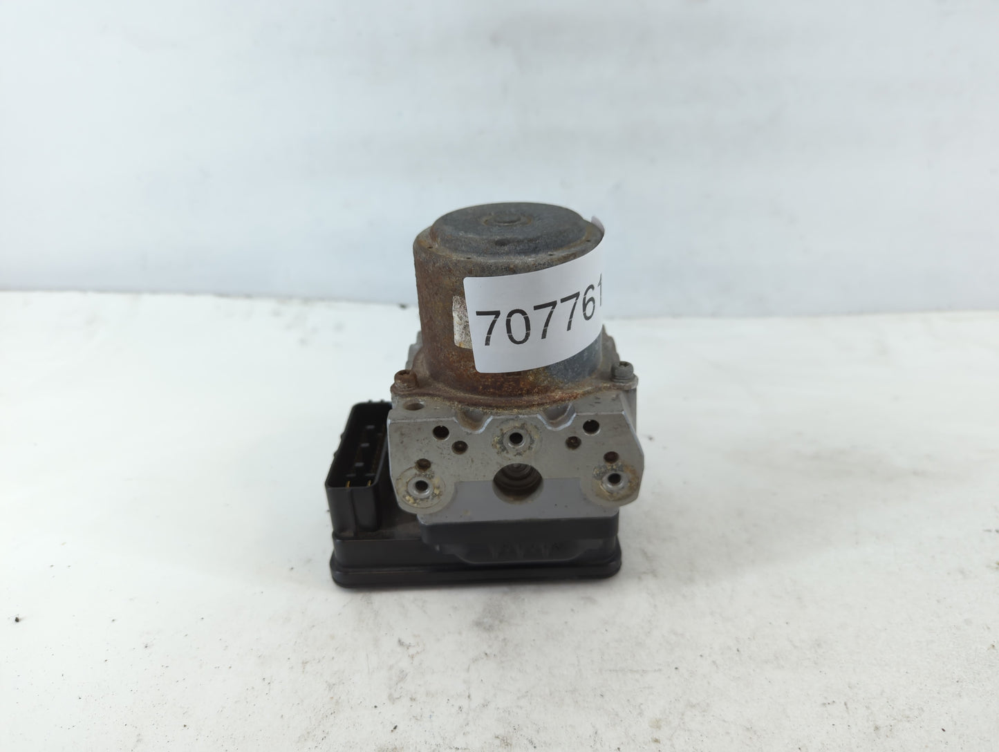 2006-2007 Honda Accord ABS Pump Control Module Replacement P/N:H08D2 7290 Fits Fits 2006 2007 OEM Used Auto Parts - Oemusedautoparts1.com