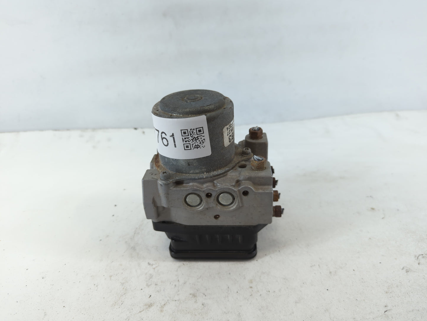 2006-2007 Honda Accord ABS Pump Control Module Replacement P/N:H08D2 7290 Fits Fits 2006 2007 OEM Used Auto Parts - Oemusedautoparts1.com