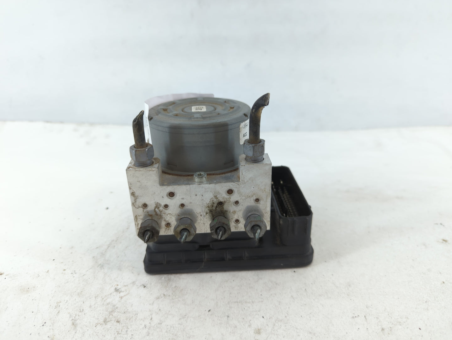 2014-2016 Ford Fusion ABS Pump Control Module Replacement P/N:EG9C-2C405-DF Fits Fits 2014 2015 2016 OEM Used Auto Parts - Oemusedautoparts1.com