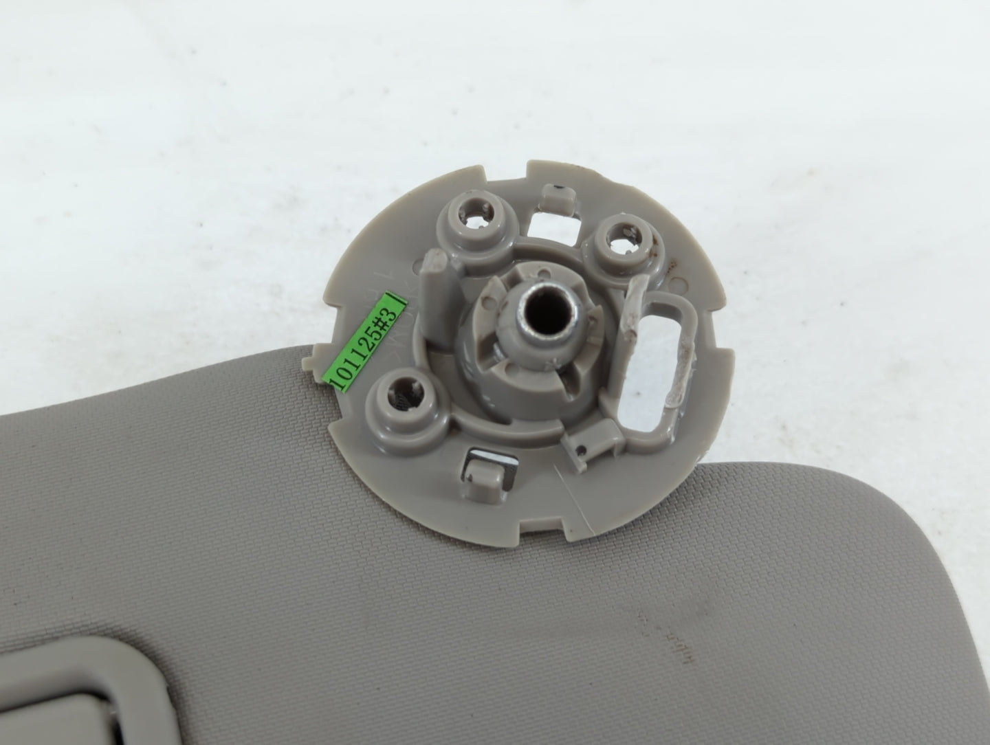 2011-2016 Chevrolet Cruze Sun Visor Shade Replacement Passenger Right Mirror Fits Fits 2011 2012 2013 2014 2015 2016 OEM Used Auto Parts - Oemusedautoparts1.com