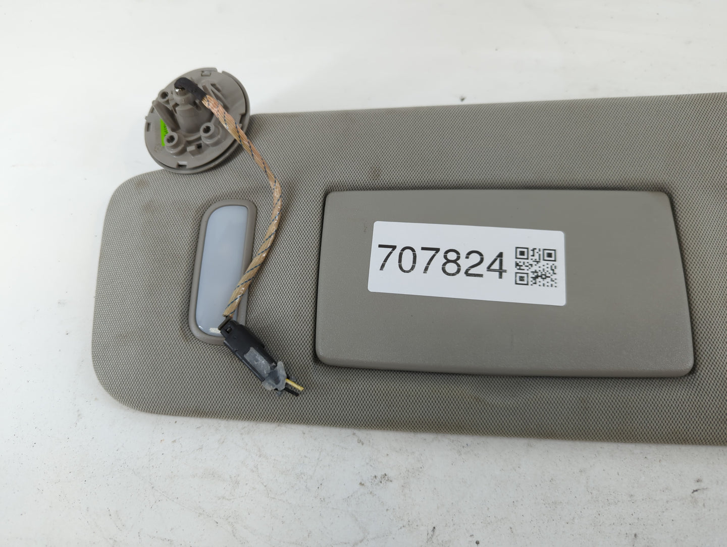 2013-2021 Buick Encore Sun Visor Shade Replacement Driver Left Mirror Fits Fits 2013 2014 2015 2016 2017 2018 2019 2020 2021 OEM Used Auto Parts - Oemusedautoparts1.com