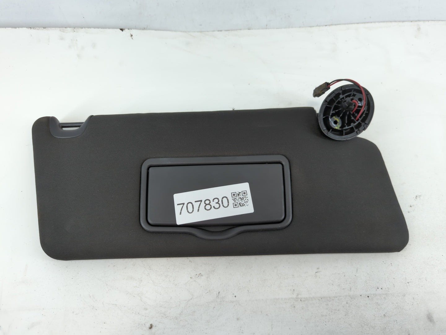 2011-2015 Ford Explorer Sun Visor Shade Replacement Passenger Right Mirror Fits Fits 2011 2012 2013 2014 2015 OEM Used Auto Parts - Oemusedautoparts1.com