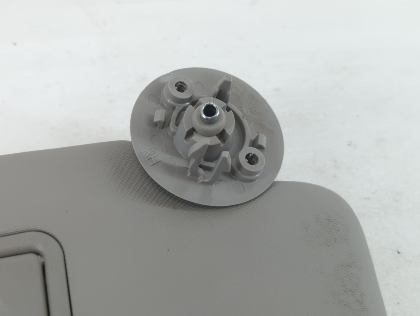 2012-2019 Chevrolet Sonic Sun Visor Shade Replacement Passenger Right Mirror Fits Fits 2012 2013 2014 2015 2016 2017 2018 2019 OEM Used Auto Parts - Oemusedautoparts1.com