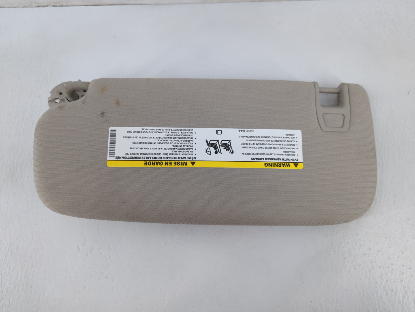2011-2013 Jeep Grand Cherokee Sun Visor Shade Replacement Passenger Right Mirror Fits OEM Used Auto Parts - Oemusedautoparts1.com