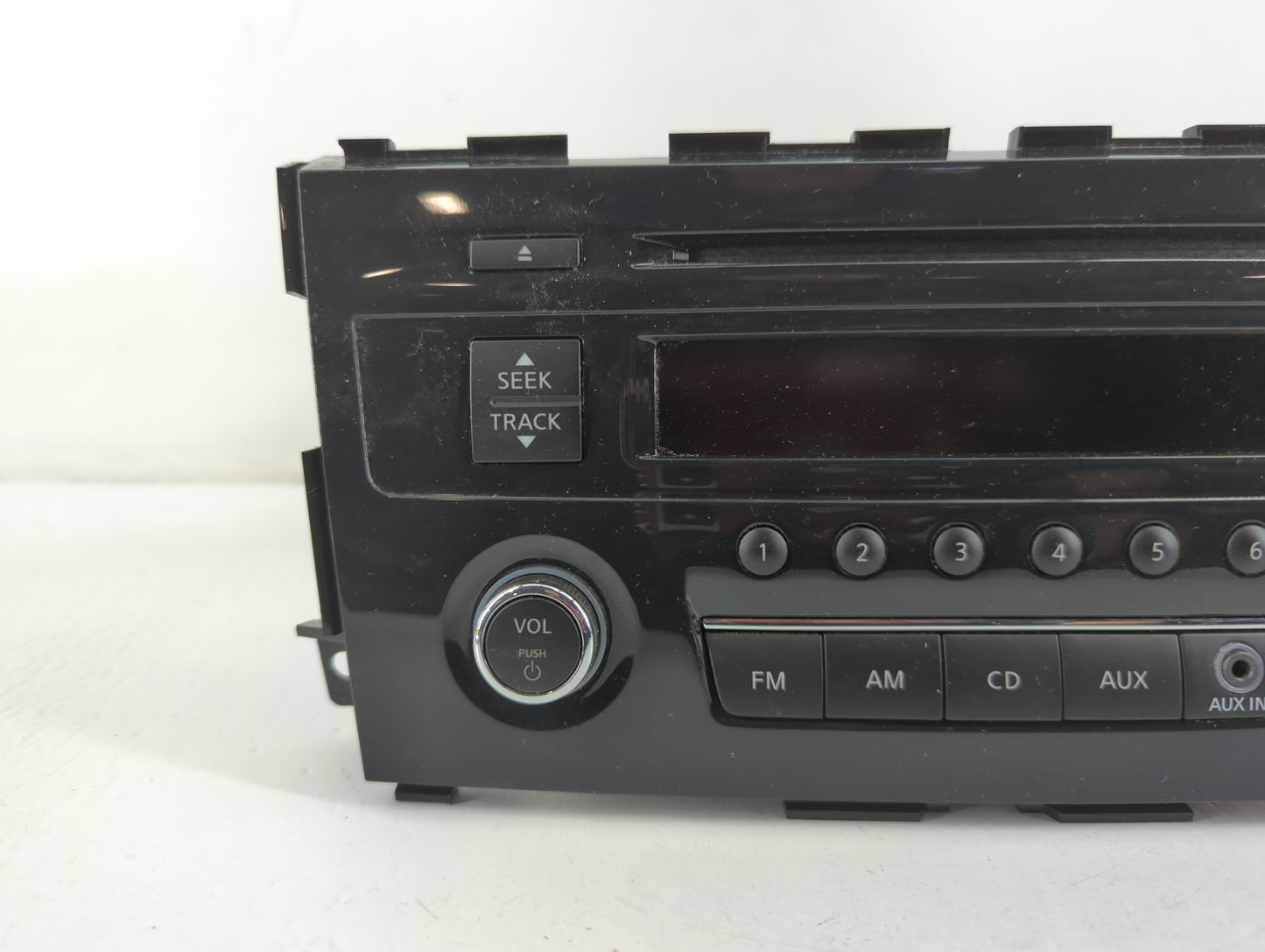 2013-2015 Nissan Altima Radio AM FM Cd Player Receiver Replacement P/N:28185 3TB0G Fits Fits 2013 2014 2015 OEM Used Auto Parts - Oemusedautoparts1.com