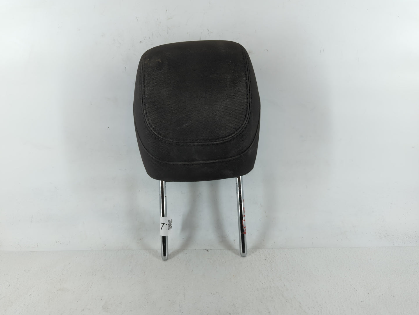 2015-2017 Chrysler 200 Headrest Head Rest Front Driver Passenger Seat Fits Fits 2015 2016 2017 OEM Used Auto Parts - Oemusedautoparts1.com