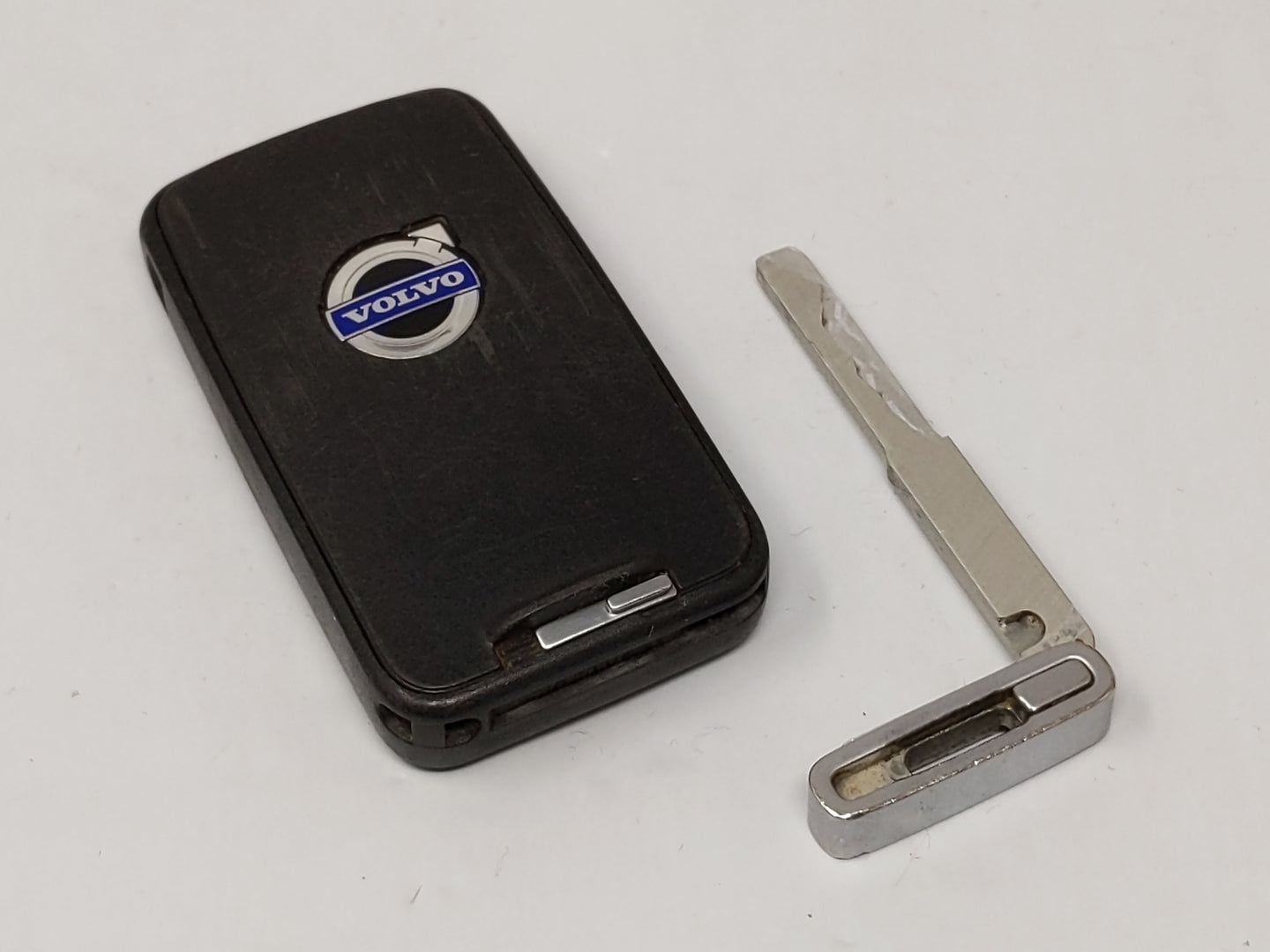 Volvo Keyless Entry Remote Kr55wk49264 5wk49264 30659607 5 Buttons - Oemusedautoparts1.com 