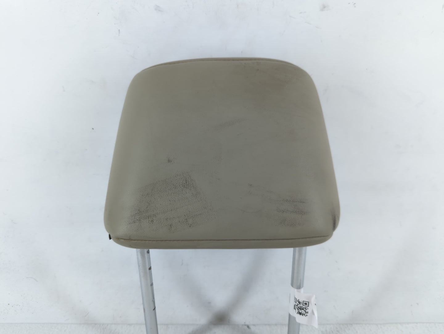 2003-2004 Infiniti G35 Headrest Head Rest Front Driver Passenger Seat Fits Fits 2003 2004 OEM Used Auto Parts - Oemusedautoparts1.com