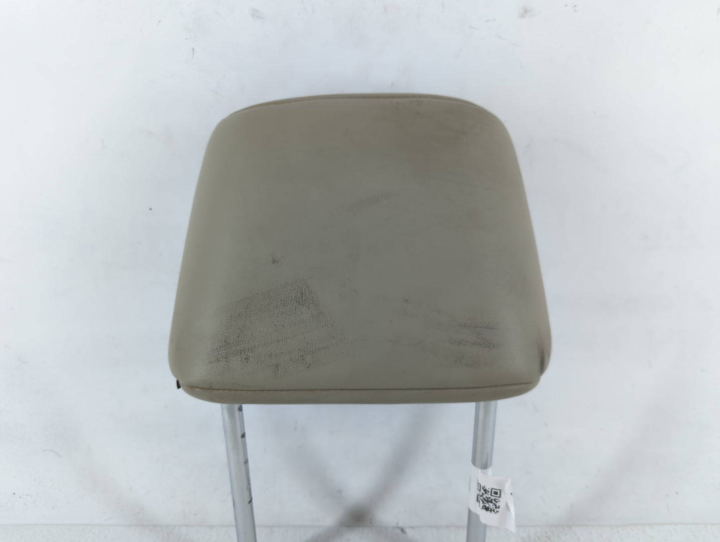 2003-2004 Infiniti G35 Headrest Head Rest Front Driver Passenger Seat Fits Fits 2003 2004 OEM Used Auto Parts - Oemusedautoparts1.com