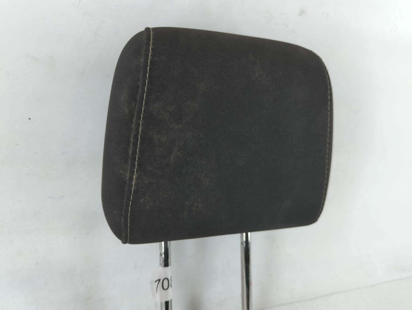 2015-2018 Ford Focus Headrest Head Rest Front Driver Passenger Seat Fits Fits 2015 2016 2017 2018 OEM Used Auto Parts - Oemusedautoparts1.com