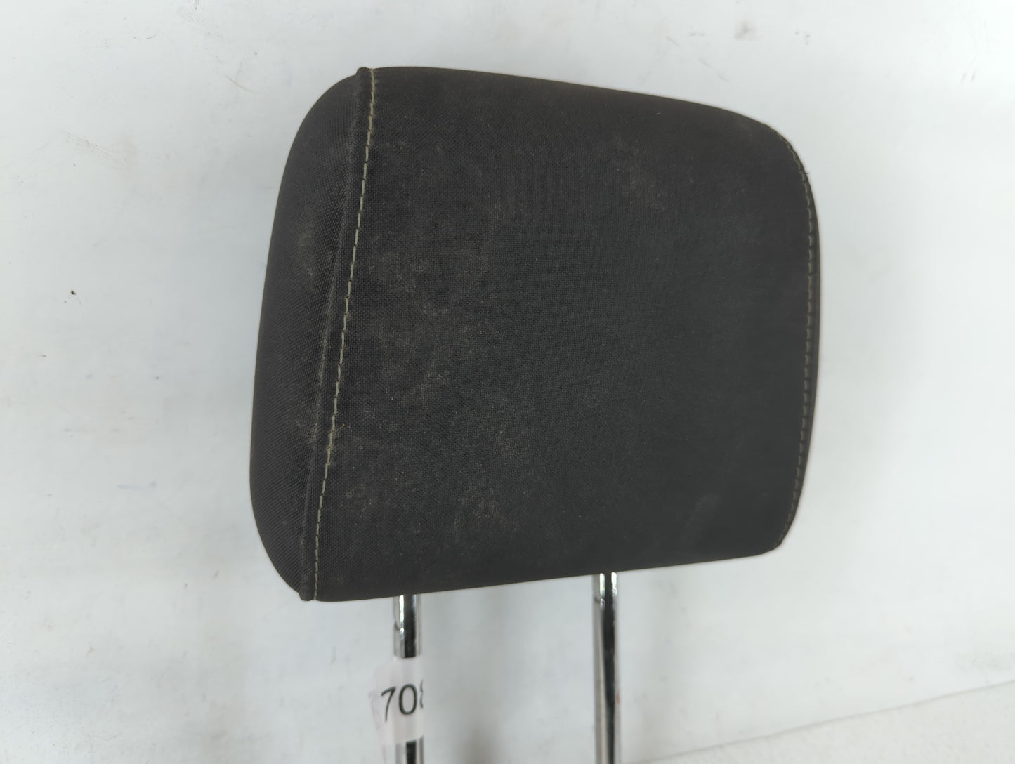 2015-2018 Ford Focus Headrest Head Rest Front Driver Passenger Seat Fits Fits 2015 2016 2017 2018 OEM Used Auto Parts - Oemusedautoparts1.com