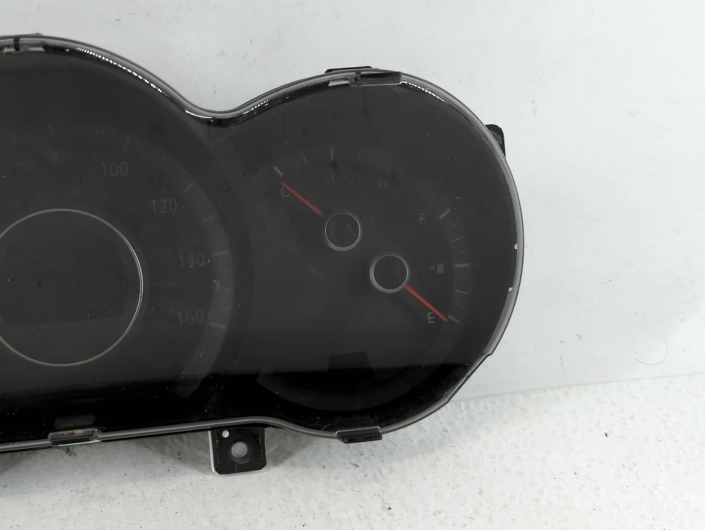 2012-2013 Kia Optima Instrument Cluster Speedometer Gauges P/N:94001-2T322 Fits Fits 2012 2013 OEM Used Auto Parts - Oemusedautoparts1.com